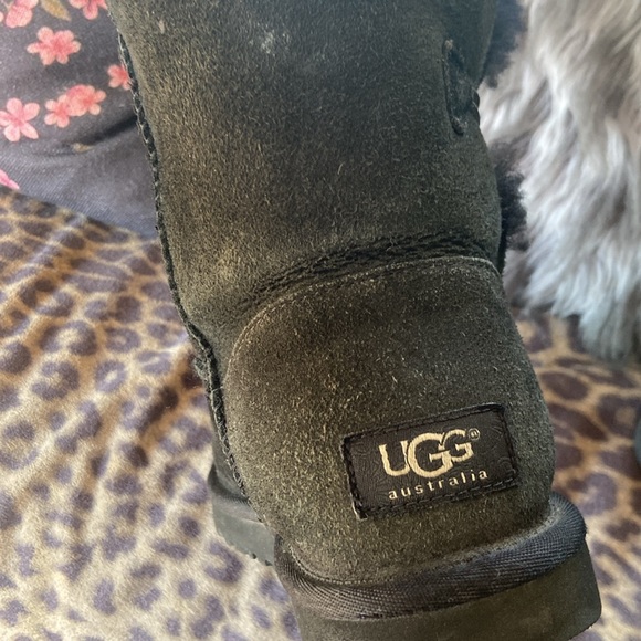 Women's Black Suede Boots - Picture 4 of 5